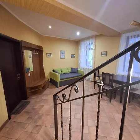 17 Apartment