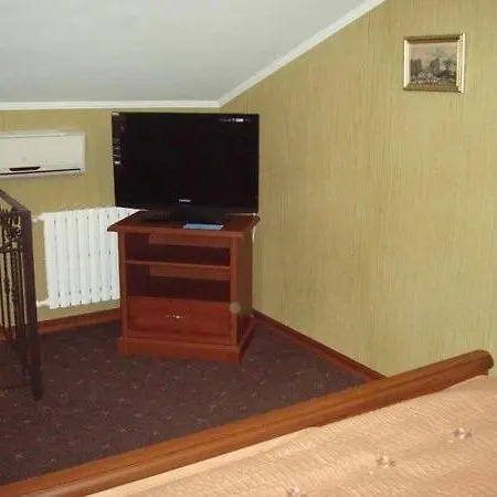 Apartment 17 *